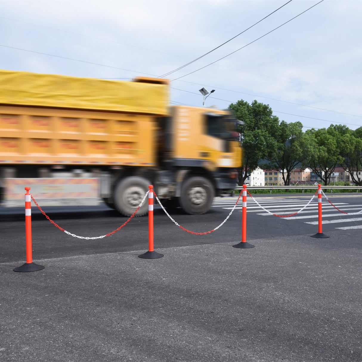 Delineator Post With Chain 6PCS